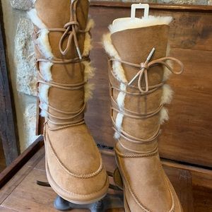 EMU AUSTRALIA SHEEPSKIN TALL LACE BOOTS